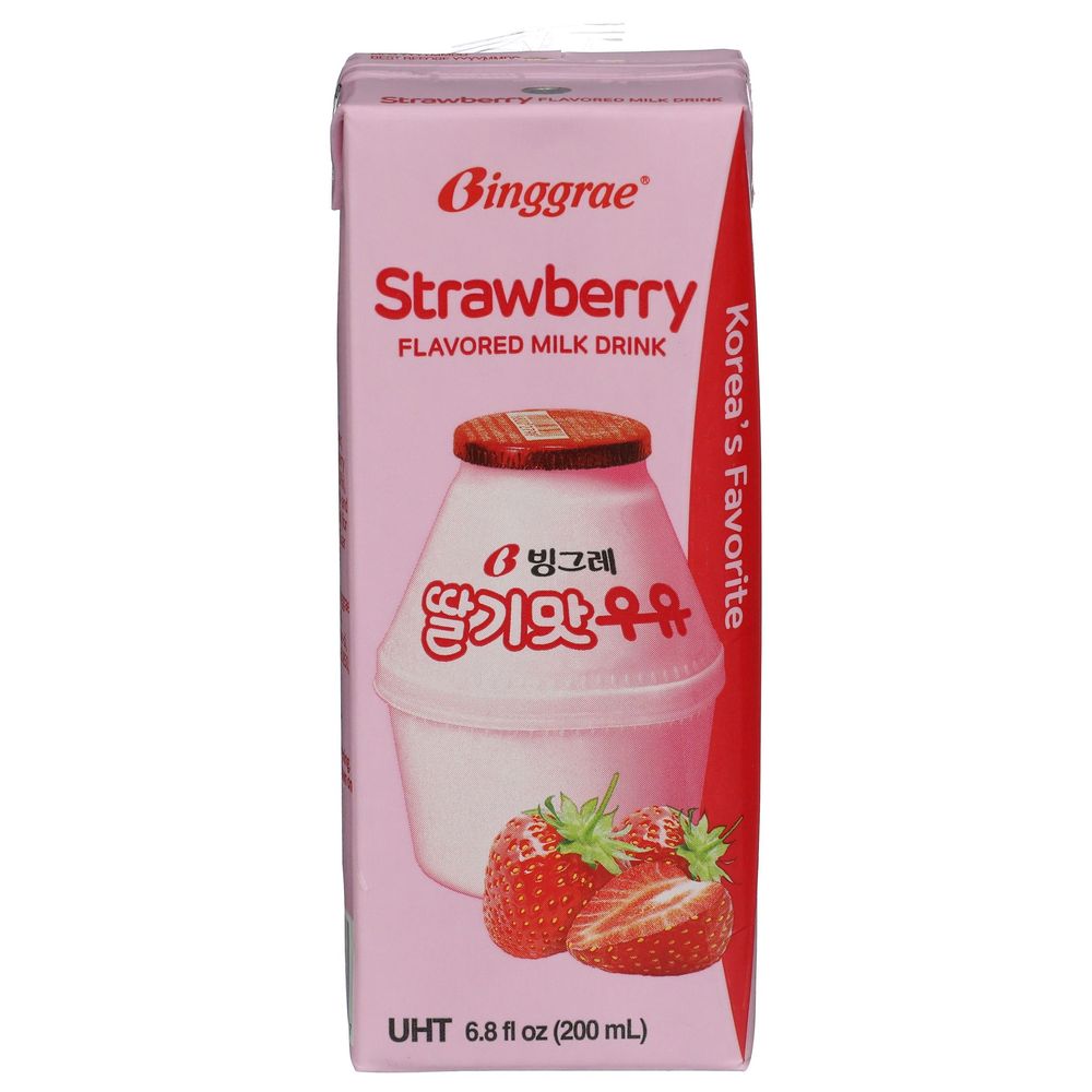 Binggrae Strawberry Flavored Milk, 41 Fluid Ounce -- 4 Per Case
