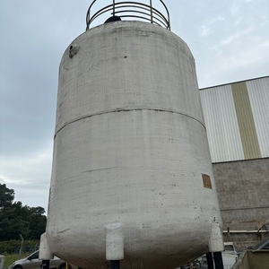 TANQUE EM FIBRA DE VIDRO