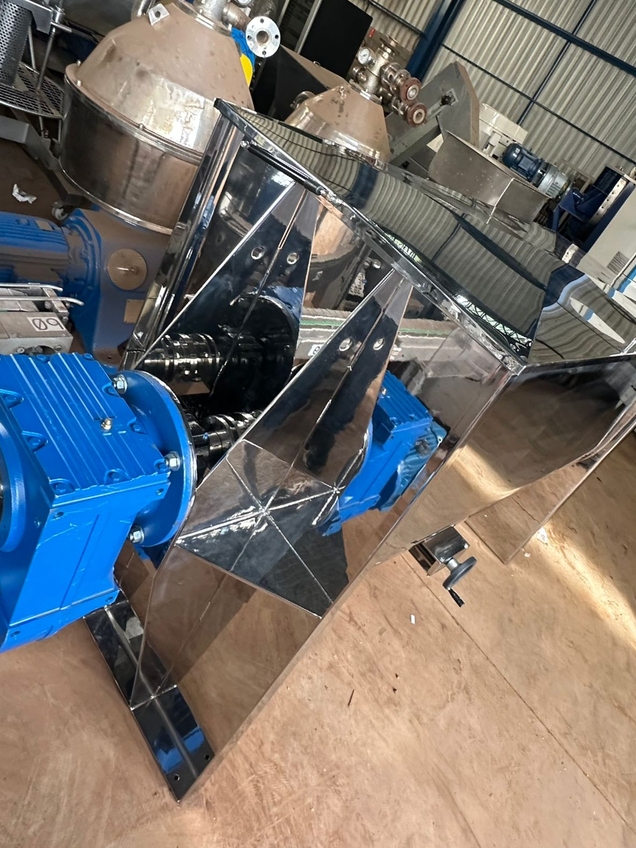 RIBBON BLENDER 1.300 LITROS
