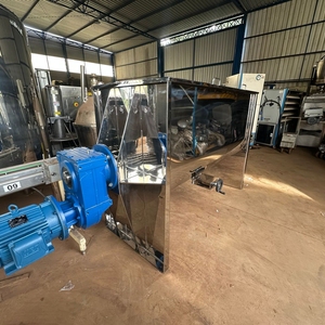 RIBBON BLENDER 1.300 LITROS