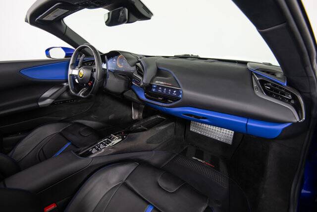 2022 SF90 Spider picture #16