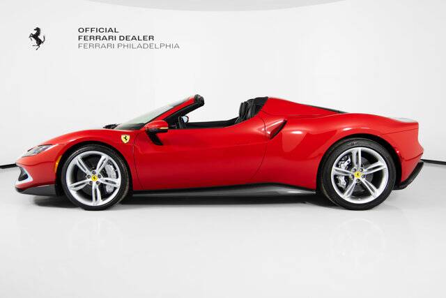 2023 296 GTS picture #5