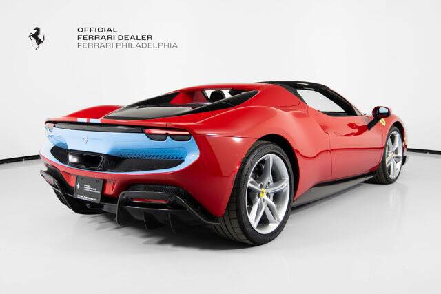 2023 296 GTS picture #8