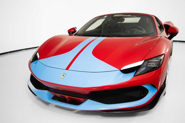 2023 296 GTS picture #10