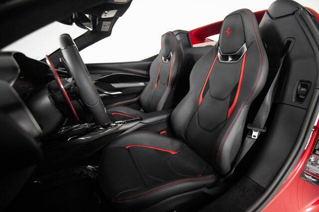 2023 296 GTS picture #13