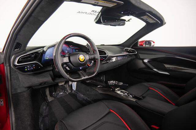 2023 296 GTS picture #14