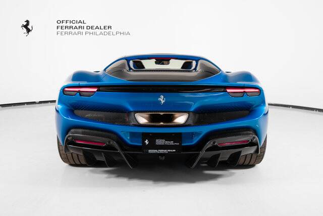 2023 296 GTS picture #7