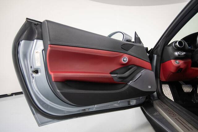 2019 Portofino picture #11