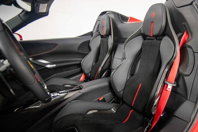 2025 SF90 Spider picture #12