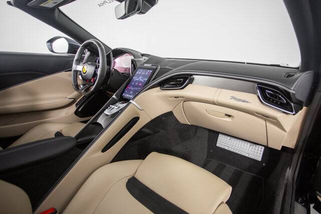 2024 Roma Spider picture #17