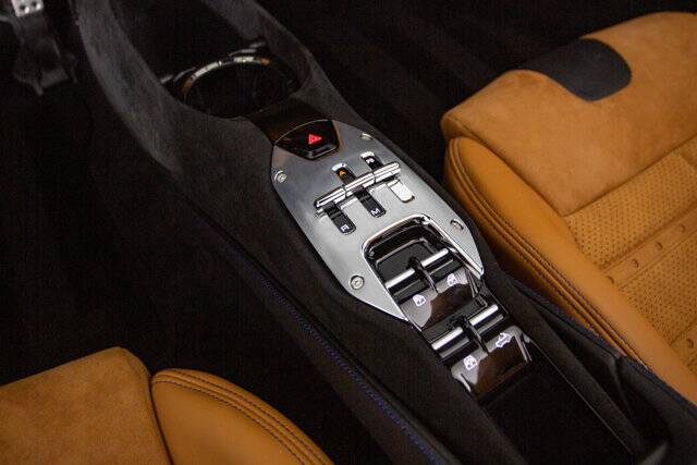 2024 SF90 Spider picture #16