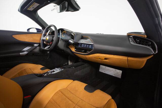 2024 SF90 Spider picture #18