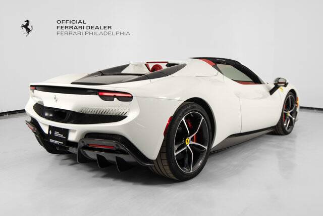 2025 296 GTS picture #8