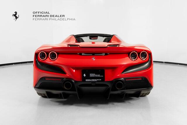 2022 F8 Spider picture #6