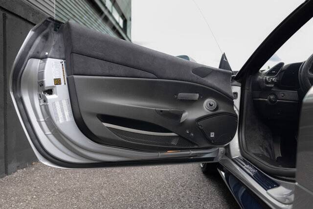 2020 488 Pista Spider picture #10