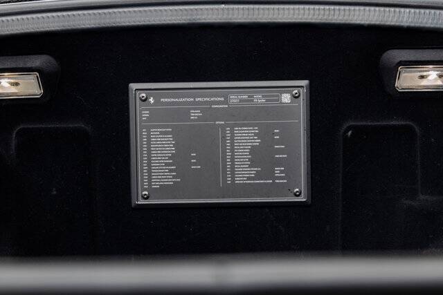 2022 F8 Spider picture #20