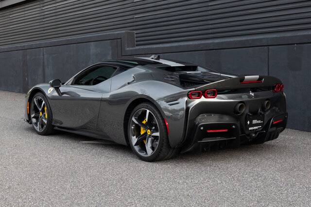 2023 SF90 Stradale picture #5