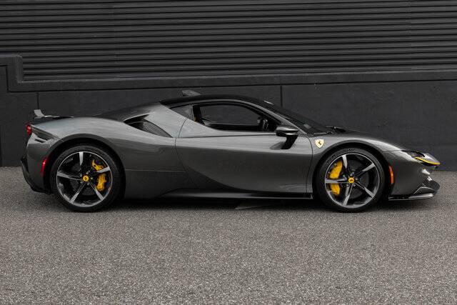 2023 SF90 Stradale picture #7