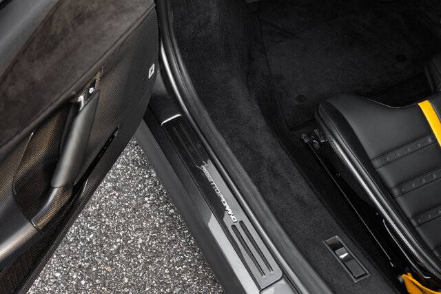 2023 SF90 Stradale picture #9