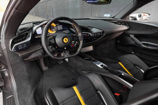 2023 SF90 Stradale picture #12