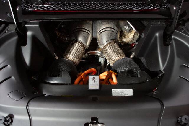 2023 296 GTS picture #19