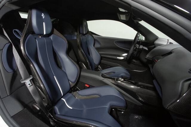 2022 SF90 Stradale picture #17