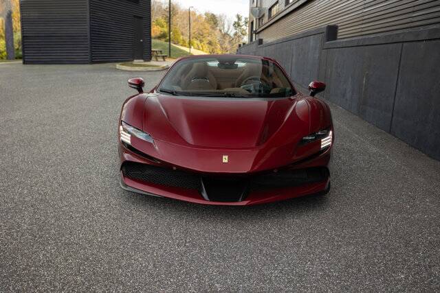 2025 SF90 Spider picture #2