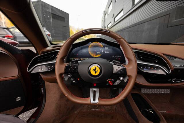 2025 SF90 Spider picture #13