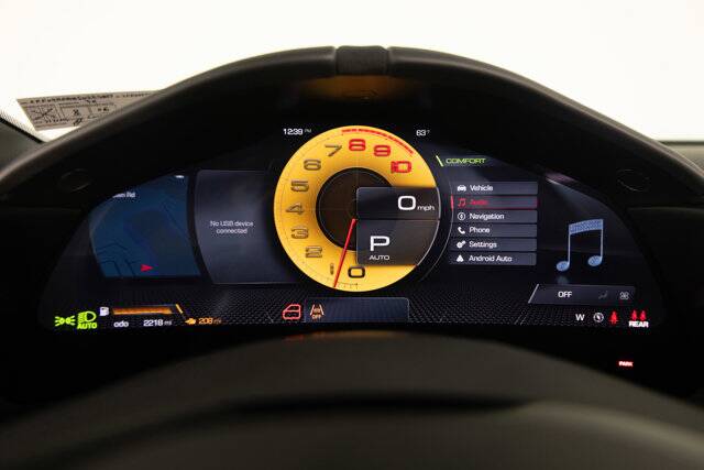 2025 Roma Spider picture #15