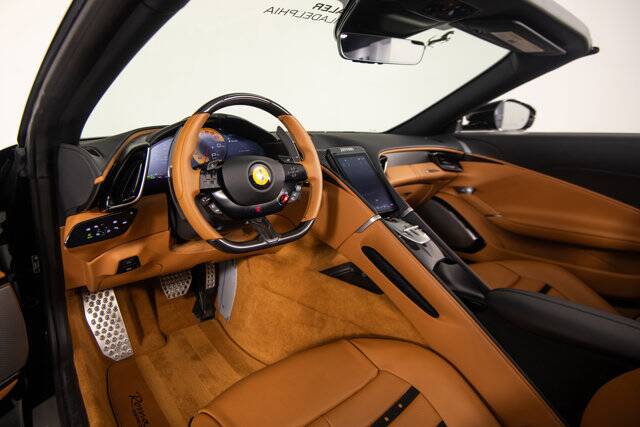 2025 Roma Spider picture #14