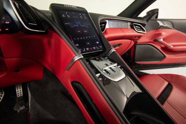 2024 Roma Spider picture #16