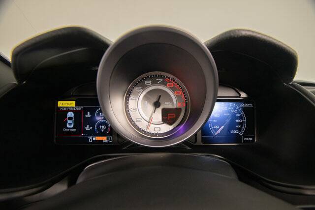 2022 Portofino M picture #15