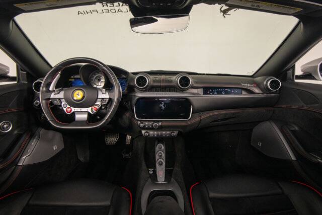 2022 Portofino M picture #19