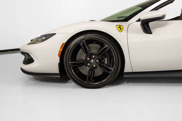 2024 296 GTS picture #9