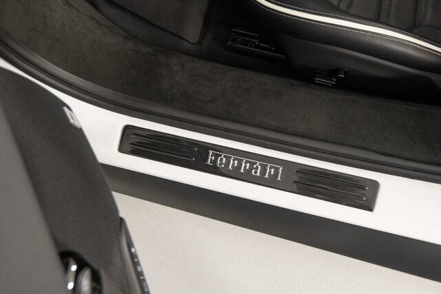 2024 296 GTS picture #11