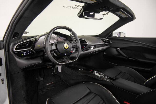 2024 296 GTS picture #13