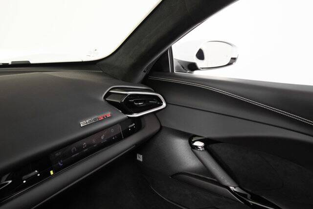 2024 296 GTS picture #15