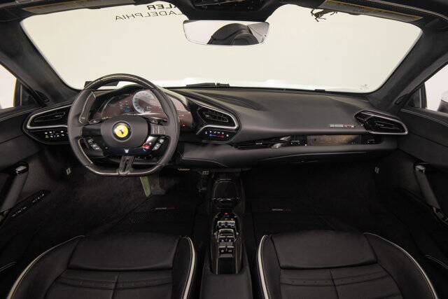 2024 296 GTS picture #18