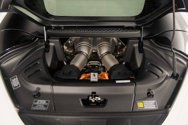 2024 296 GTS picture #19