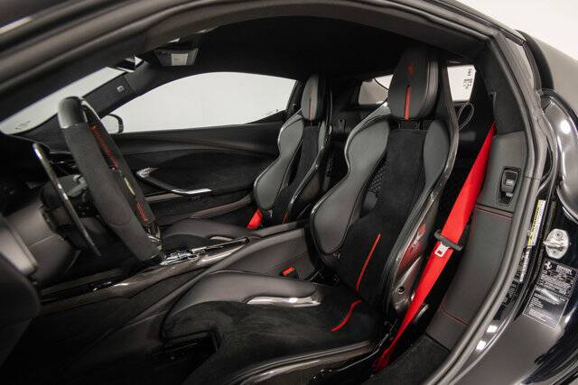 2025 296 GTB picture #13