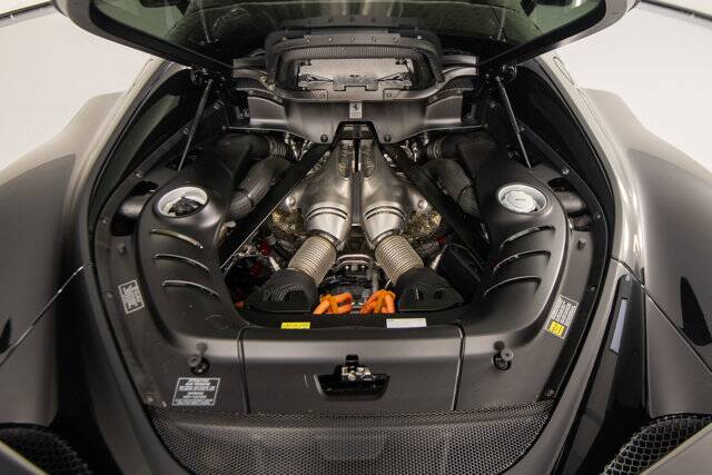 2025 296 GTB picture #19