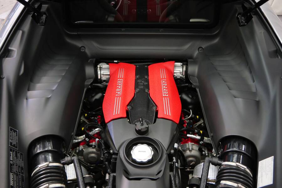 2018 488 GTB -660 Horsepower, Leather And Alcantara Seats, Forged Wheels picture #4