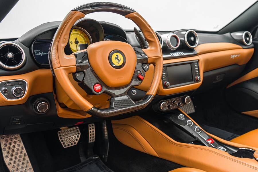 2015 California T -Heated And Ventilated Seats, Carbon Fiber Interior Trim picture #5