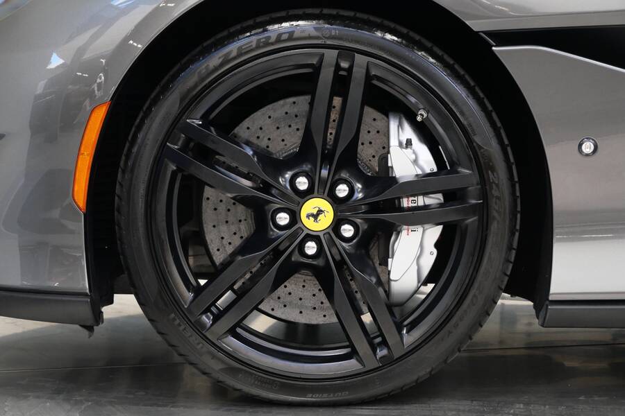 2019 Portofino -Interior Carbon Trim, High Power HiFi, Magneride Suspension picture #2