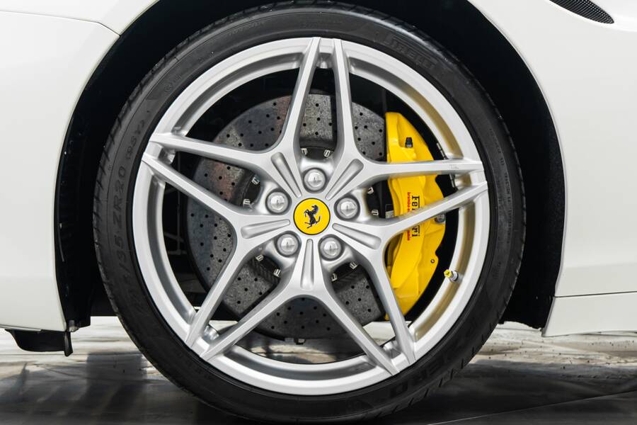 2015 California T -Very Low Miles, Daytona Seats, Sport Wheels picture #2