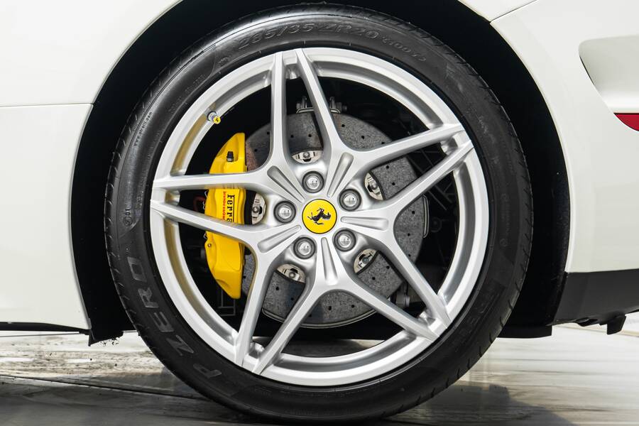 2015 California T -Very Low Miles, Daytona Seats, Sport Wheels picture #3