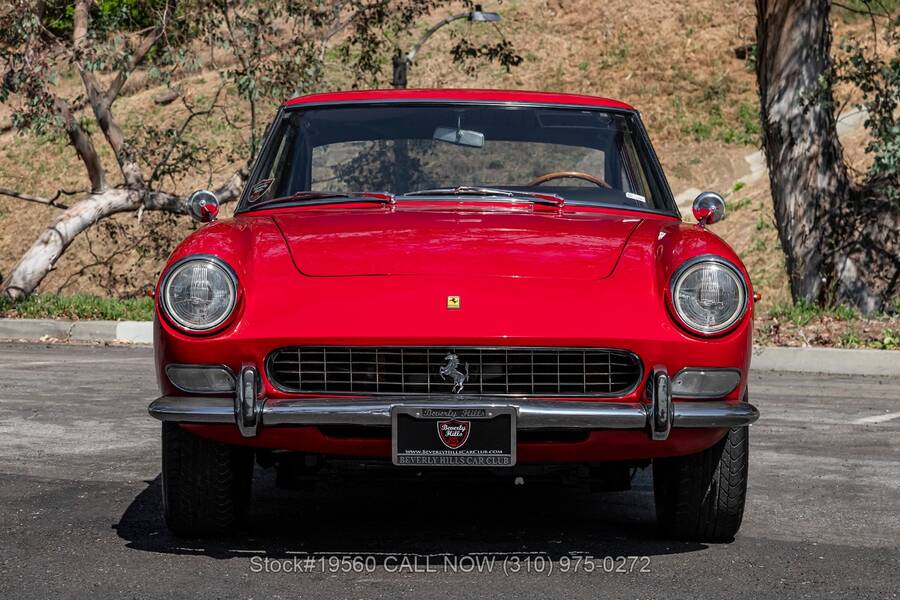 1966 330GT 2+2 Series II 5-Speed picture #3
