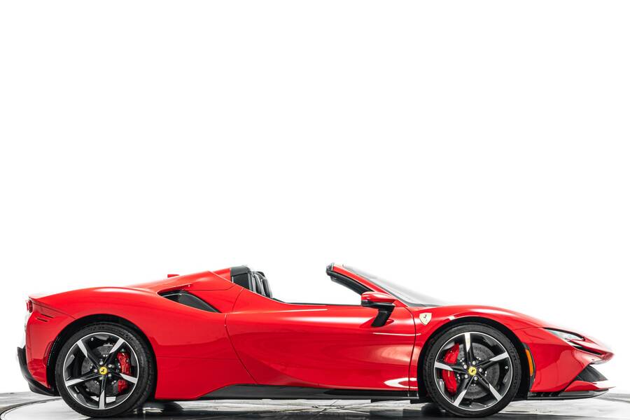 2025 SF90 Spider picture #1