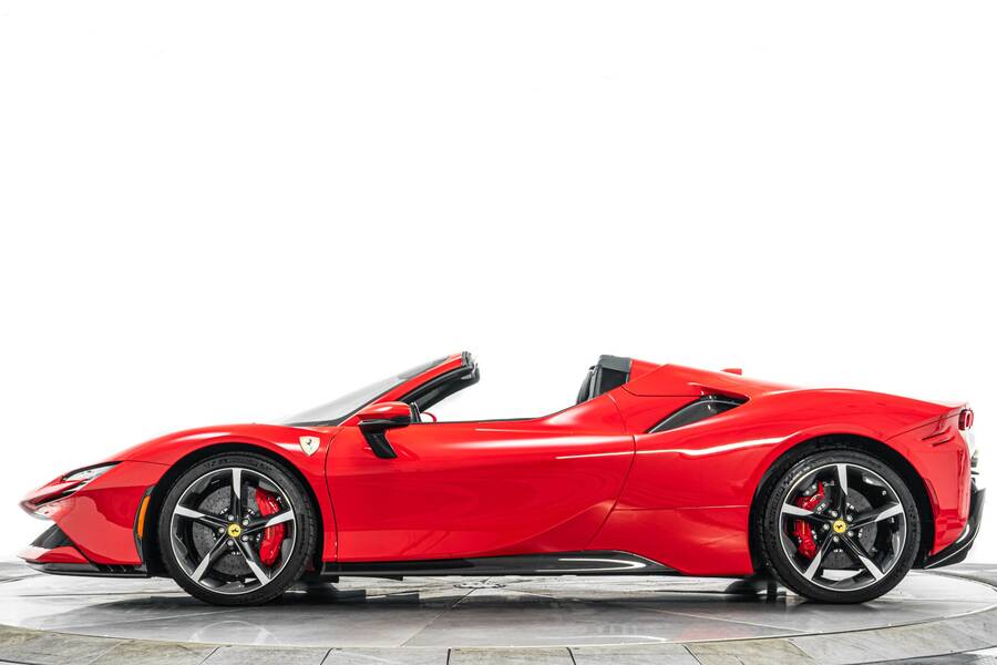 2025 SF90 Spider picture #5