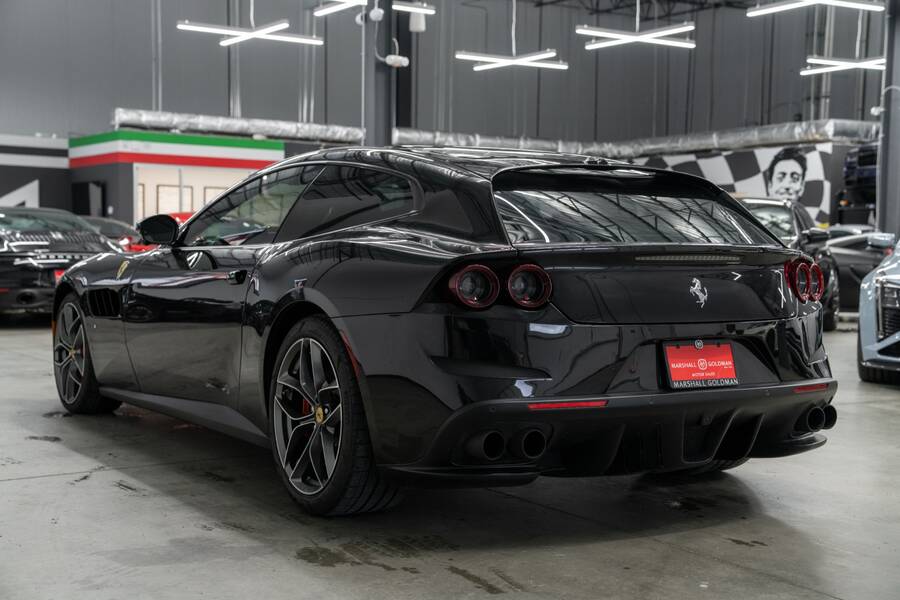 2020 GTC4Lusso -Diamond Quilted Ventilated Seats, Red Stitching, Scuderia Shields picture #5
